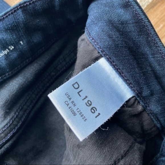 DL1961 Emma Skinny Low Rise Instasculpt Stowe - Picture 9 of 9